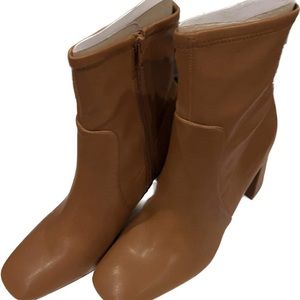 BNWT EXPRESS Square Toe Boots. Size 10 Heel is 3-4”